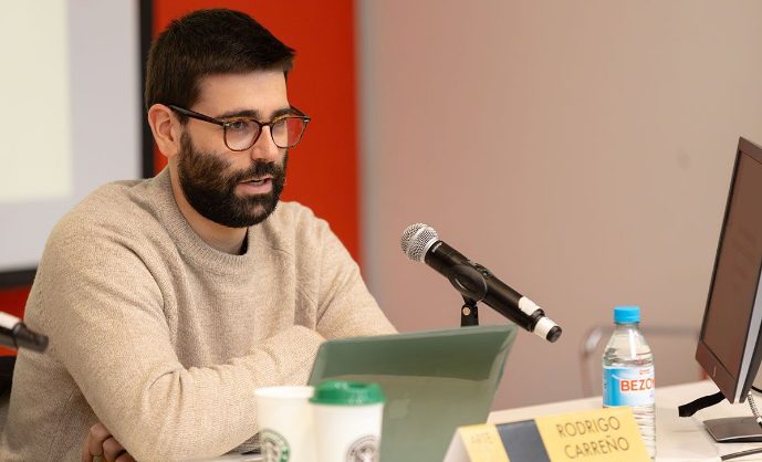 Img_Ponencias_Hello_RodrigoCarreño